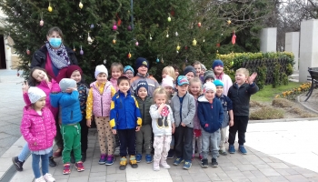 Valami történik itt kérem szépen