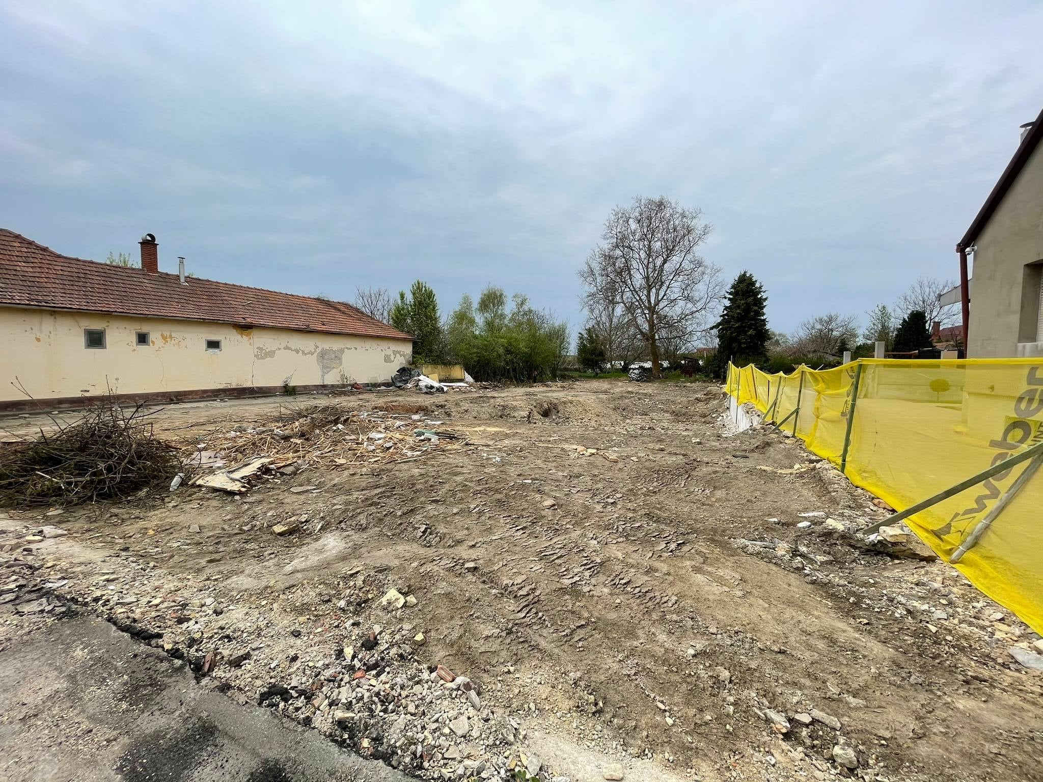 Befejeződtek a bontási munkálatok