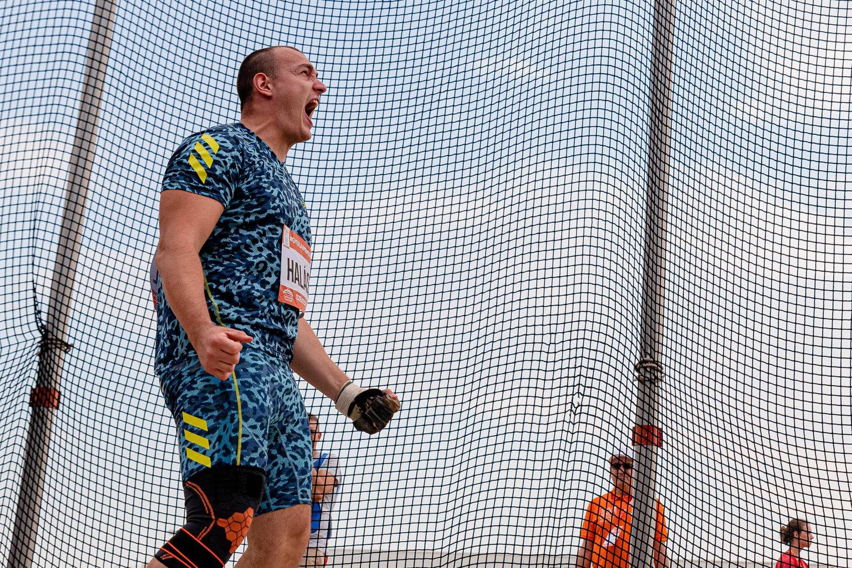 Halász Bence - Örüljünk együtt!