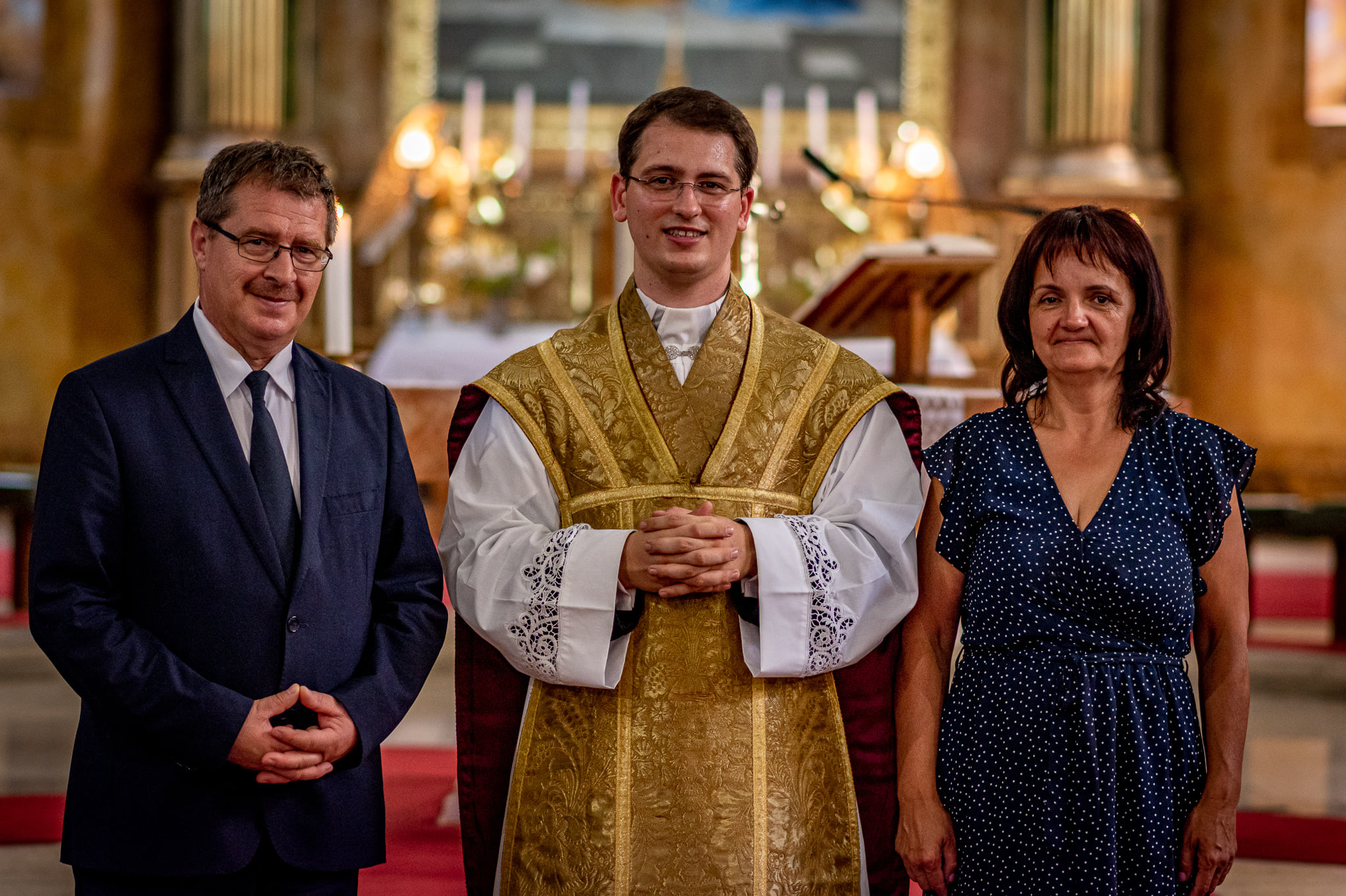 Tomaskovity Szabolcs atya Rómába utazik