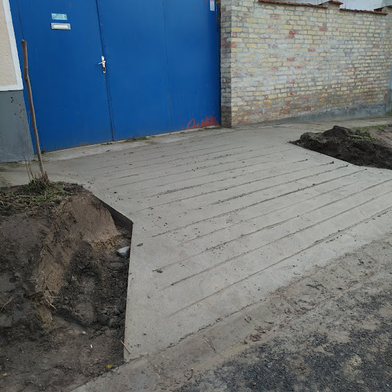 Megkezdődött a kapubejárók építése