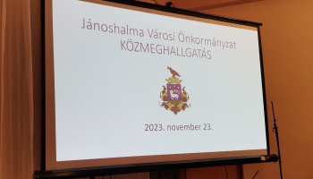 Közmeghallgatás megtartására került sor a Polgármesteri Hivatal dísztermében