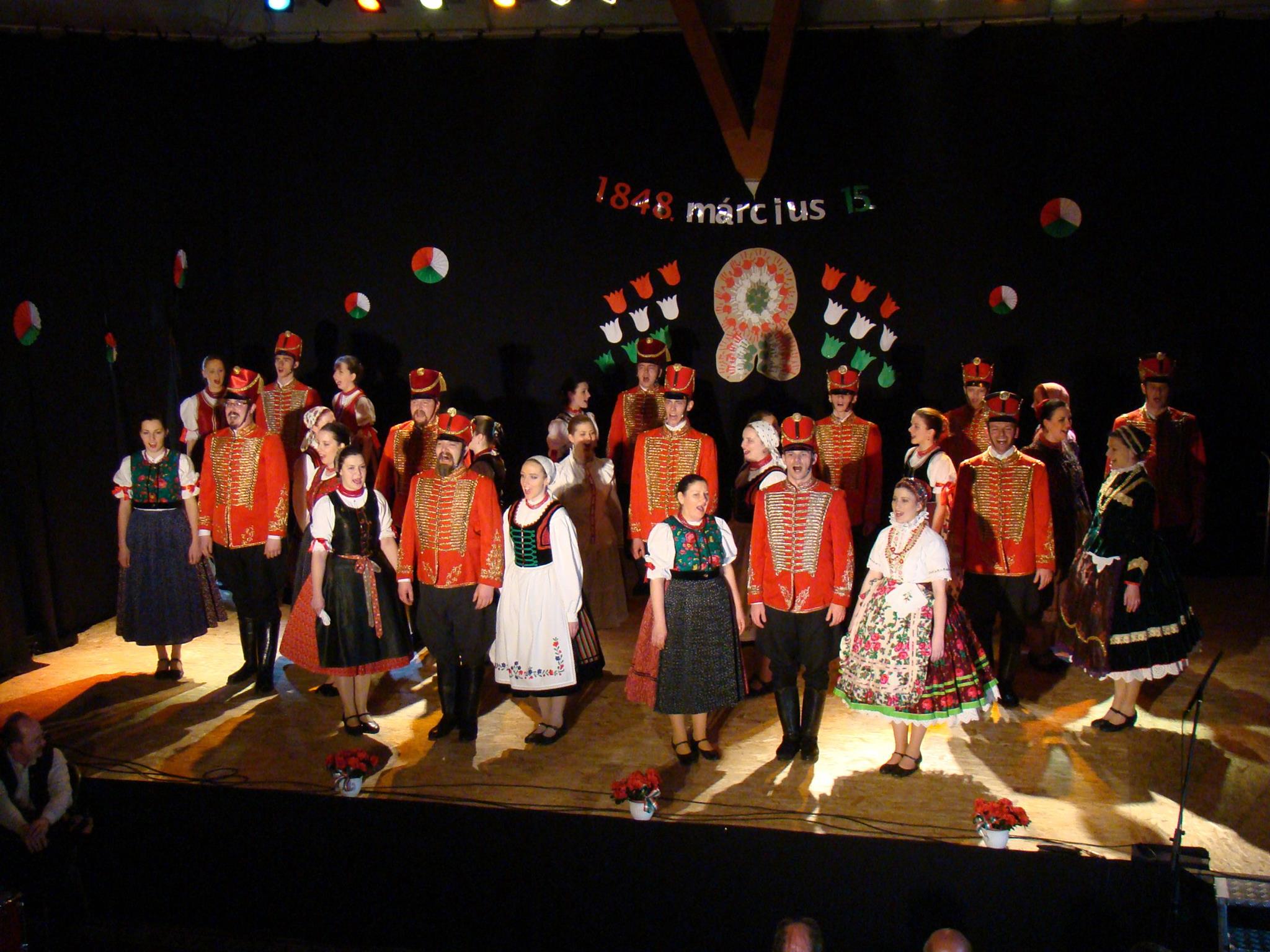 Ma is összegyűjtöttem egy csokrot az elmúlt évek eseményeiről