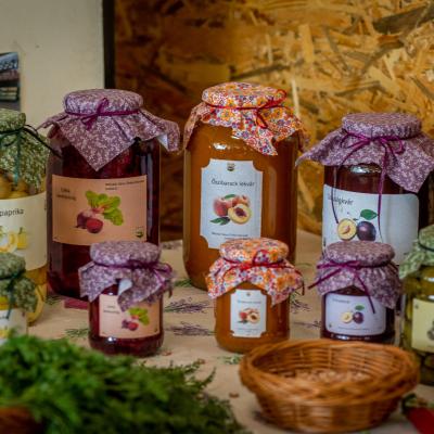 241938069 4440833225954889 3641144826103467233 N