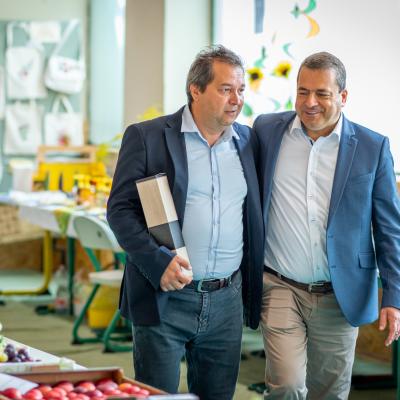 241975416 4440833495954862 3586166751534545520 N