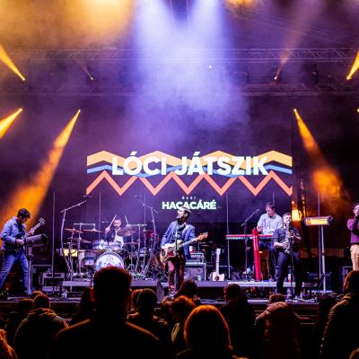 246273098 4533049970066547 2483582002480314625 N