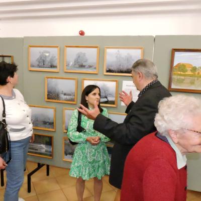 279889222 4993152184099129 2709702149033182772 N