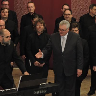 279890626 4993148017432879 1298021989142634232 N