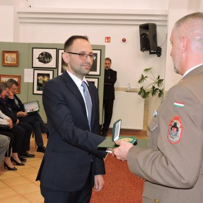 280302804 4995705803843767 1543613789262925578 N