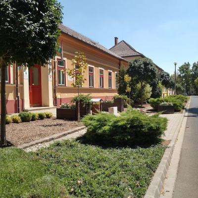 294664268 465142792284525 2659860285280540406 N