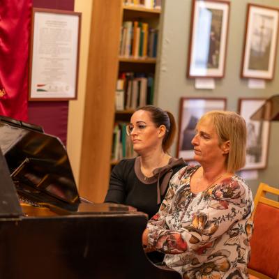 402640874 739208921566837 3019152994824359080 N